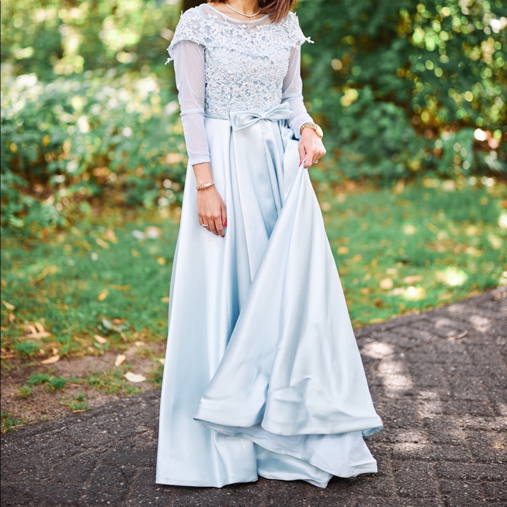 Blue party dress